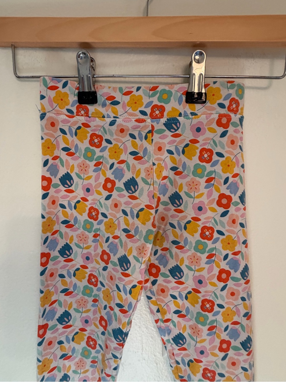 Girls' Floral Print Leggings with Yellow Lace Trim - Picture 4 of 5